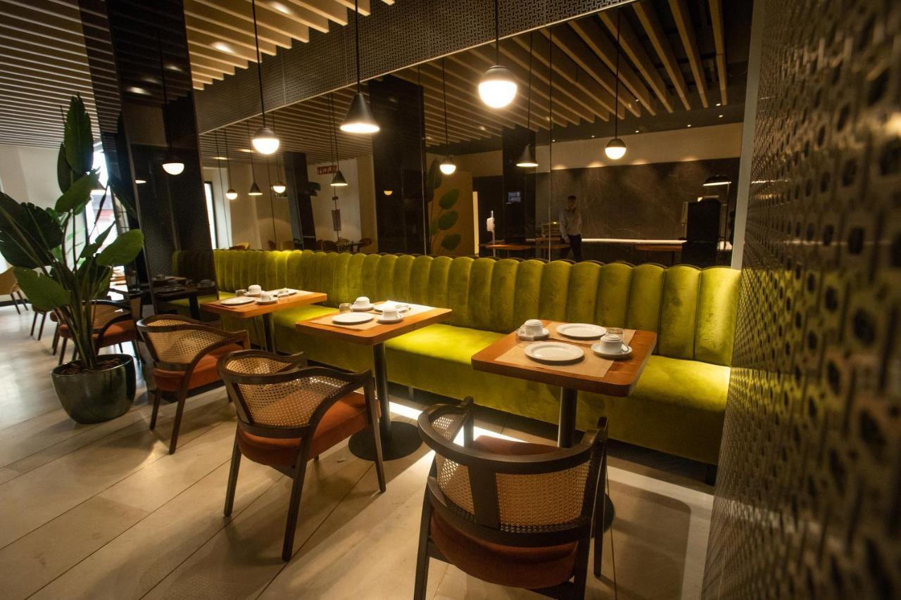 Soho Boutique Catedral Hotel Seville Luaran gambar